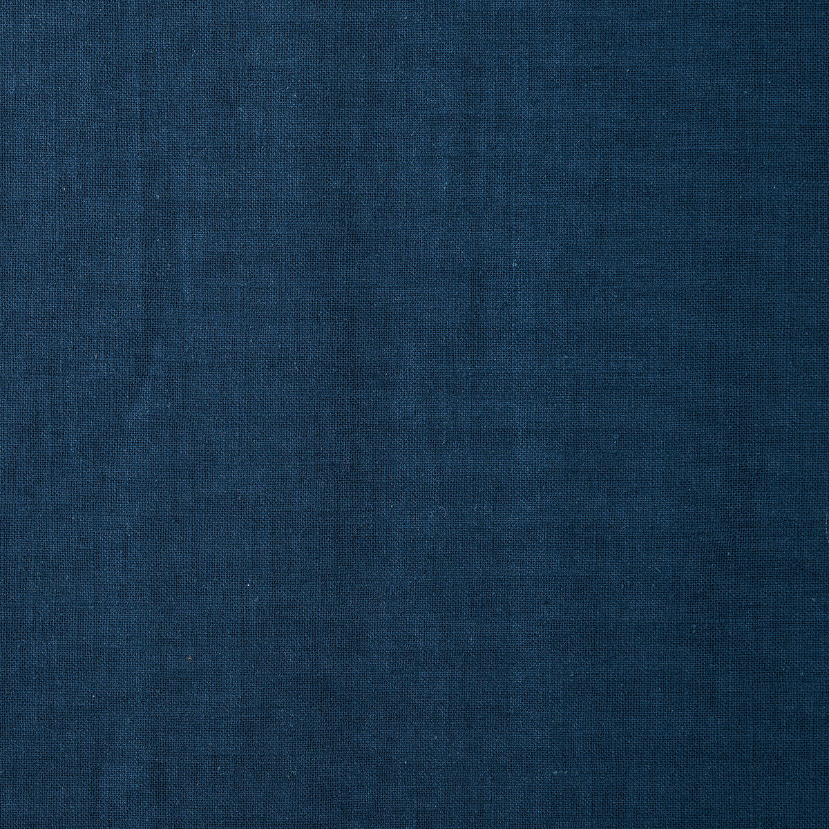 Edwina Linen-Cotton Curtains in Navy, weave close up